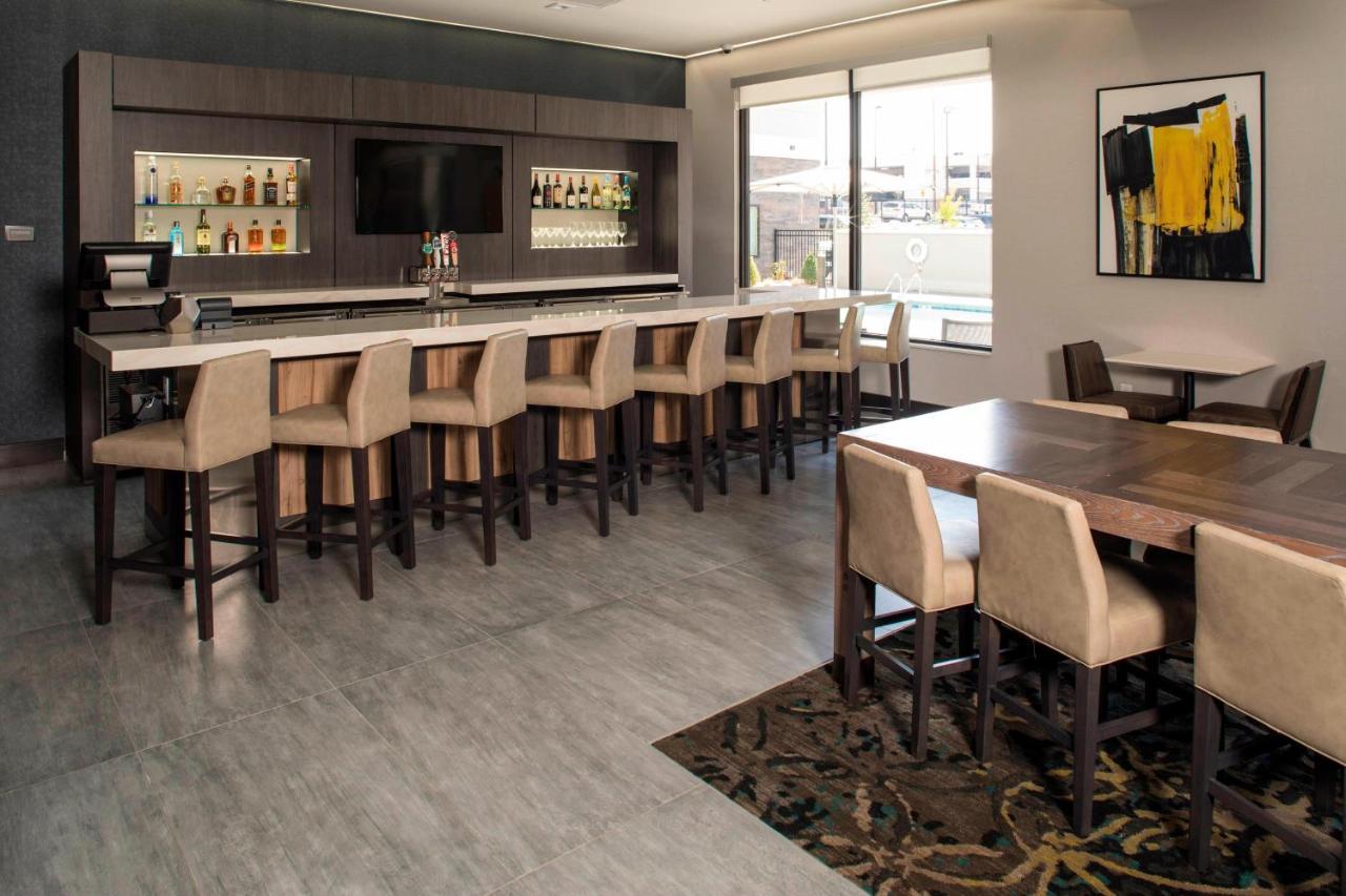 Residence Inn By Marriott Tulsa Downtown Eksteriør billede