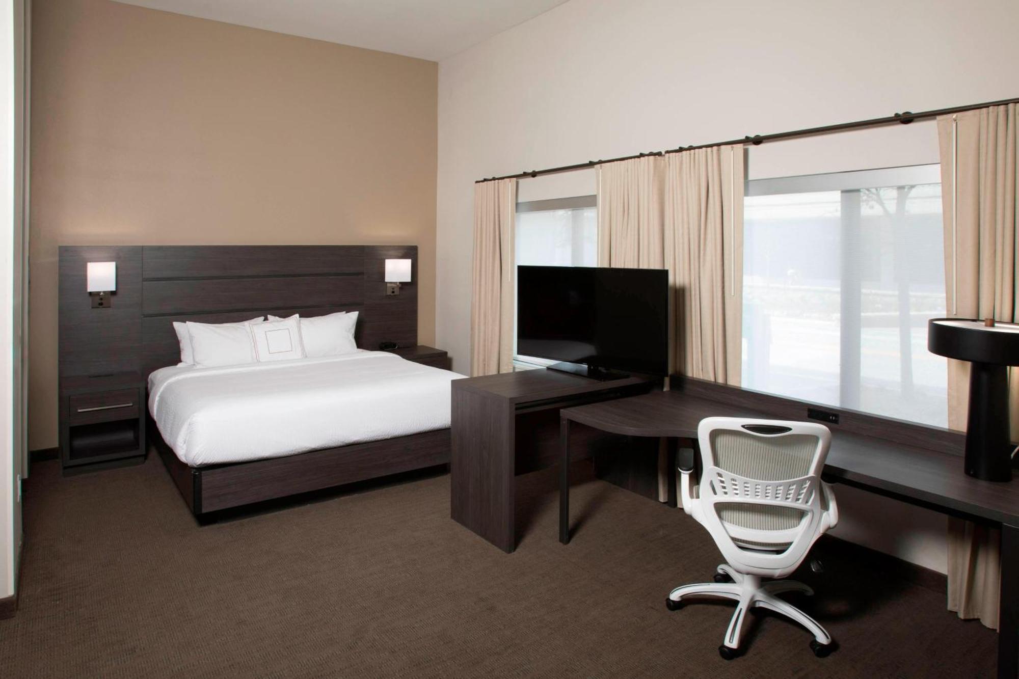 Residence Inn By Marriott Tulsa Downtown Eksteriør billede