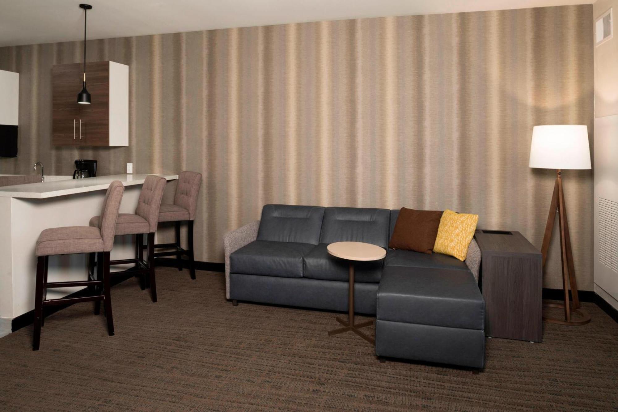 Residence Inn By Marriott Tulsa Downtown Eksteriør billede